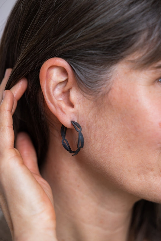 Romarin Medium Hoop Earrings