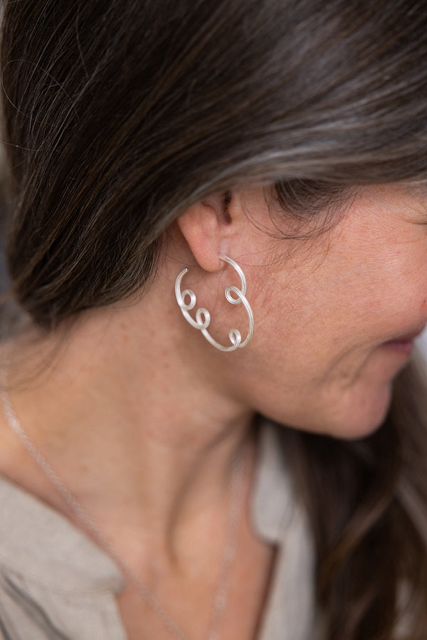 Multi-loop Vine Hoops